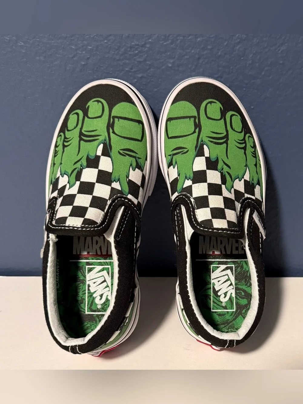 Vans x Marvel Hulk Checkerboard Classic Slip-On Kids Size 11 NWOT